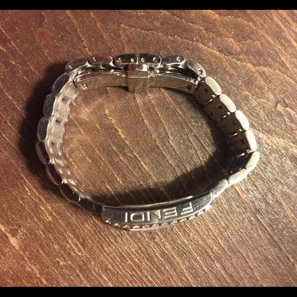 Fendi watch with sapphire crystals. Just needs a battery. - Picture 3 of 8